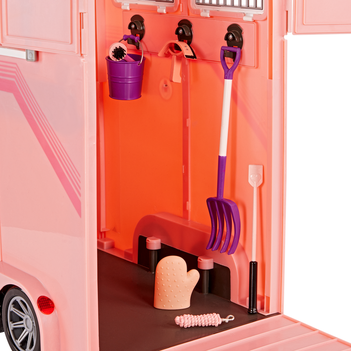 Mane to Travel Horse Trailer - Pink Horse Trailer with Accessories - Equestrian Accessories for OG Horses - Vehicle - Our Generation UK