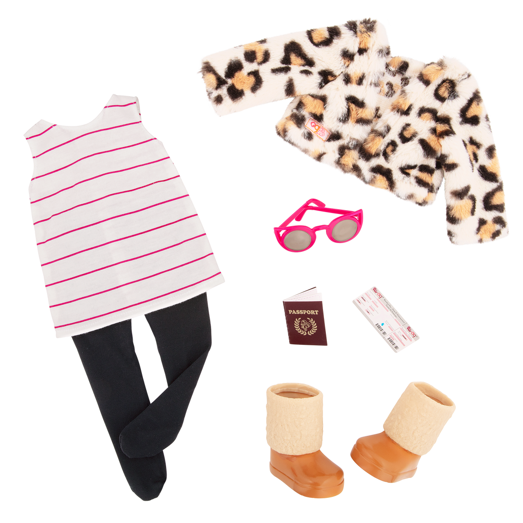 Travel outfit and accessories for 18-inch doll