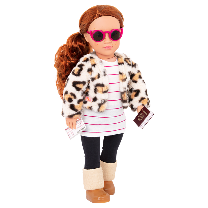 Travel outfit and accessories for 18-inch doll