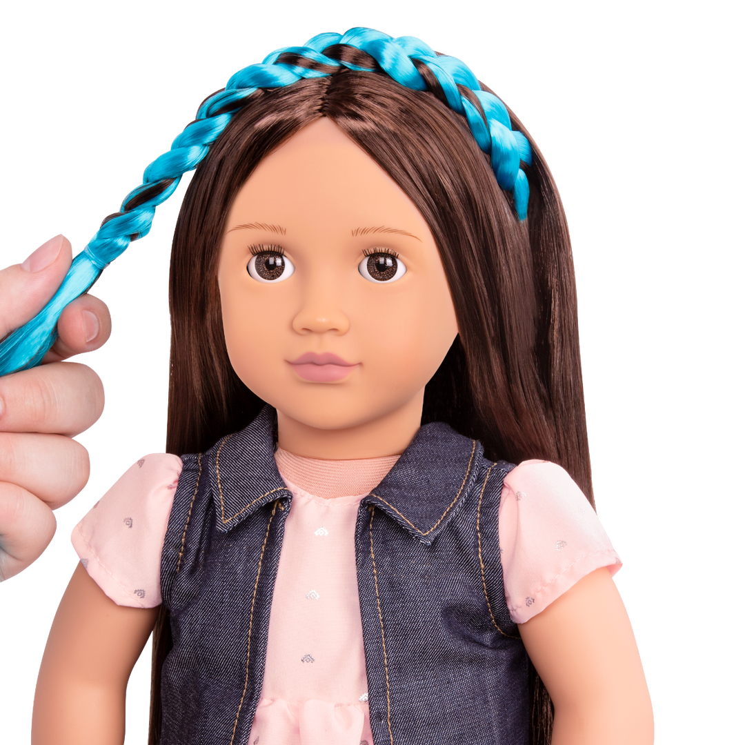 Kaelyn - 46cm Hairplay Doll - Doll with Long Brown Hair & Brown Eyes - Hair Styling Accessories for Dolls - Doll Hair Styling Booklet - Toys & Gifts - Our Generation