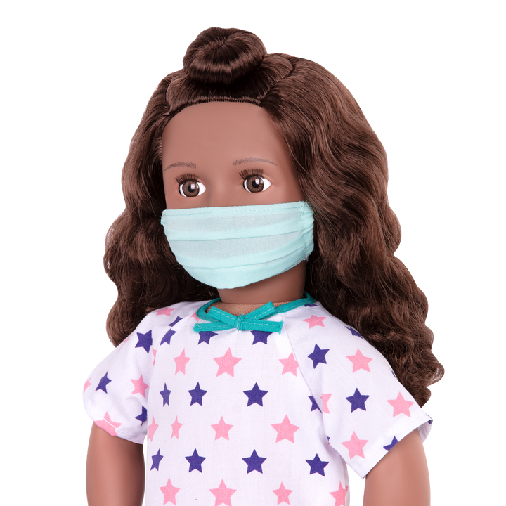 Keisha - 46cm Doll - Doll with Medical Accessories - Brown Hair & Brown Eyes - Doll with x2 Outfits & Storybook - Doll with Arm Cast - Toys & Gifts - Our Generation