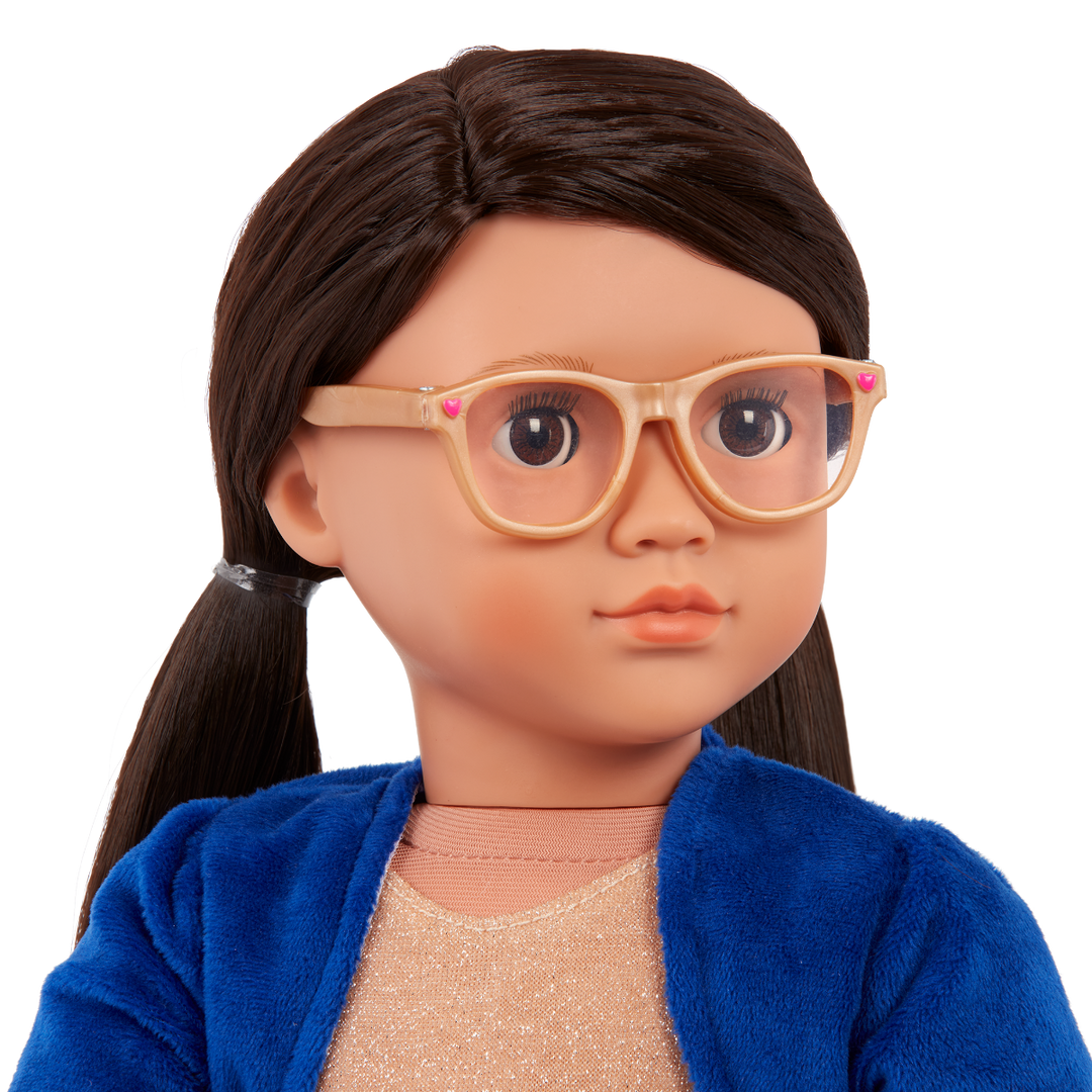 Amora - Our Generation Doll Starter Kit - 46cm Doll with 2 Outfits , Accessories & Book - Doll with Brown Eyes & Brown Hair - Toys & Gifts for Children - Our Generation