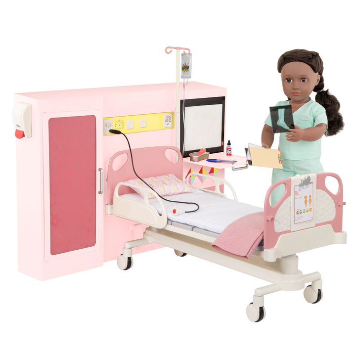 OG Get Well Room - Hospital Playset for 46cm Dolls - Hospital Room - Bed & Medical Accessories for Dolls - Functioning Lights & Sounds - Our Generation UK