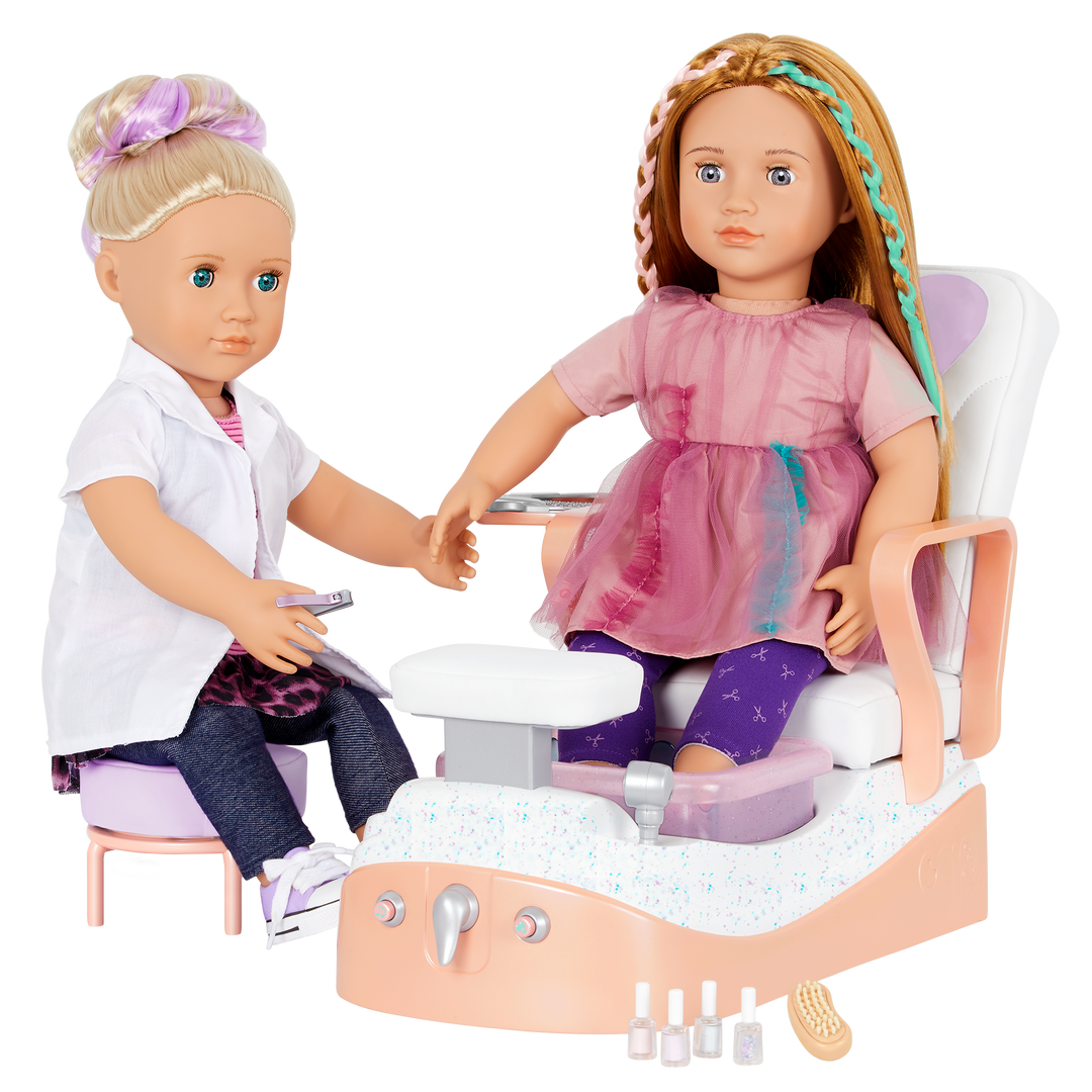 Two 18-inch doll using spa chair playset