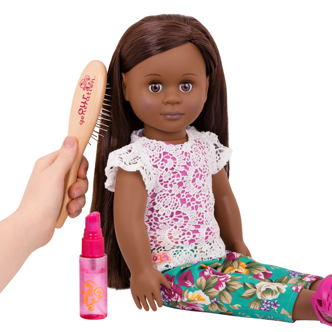 Doll Hair Care Set - Hair Accessories for 46cm Dolls -Wooden Hair Brush & Spray Bottle for Dolls - Our Generation UK